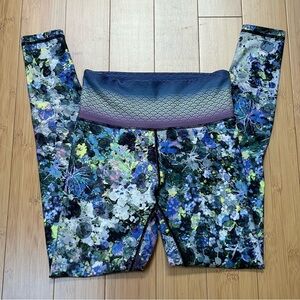 Floral Patterned yoga barre Pilates Leggings Size XS/P